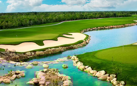 Yucatan Country Club, campo de golf el Jaguar en Mérida, Yucatán.