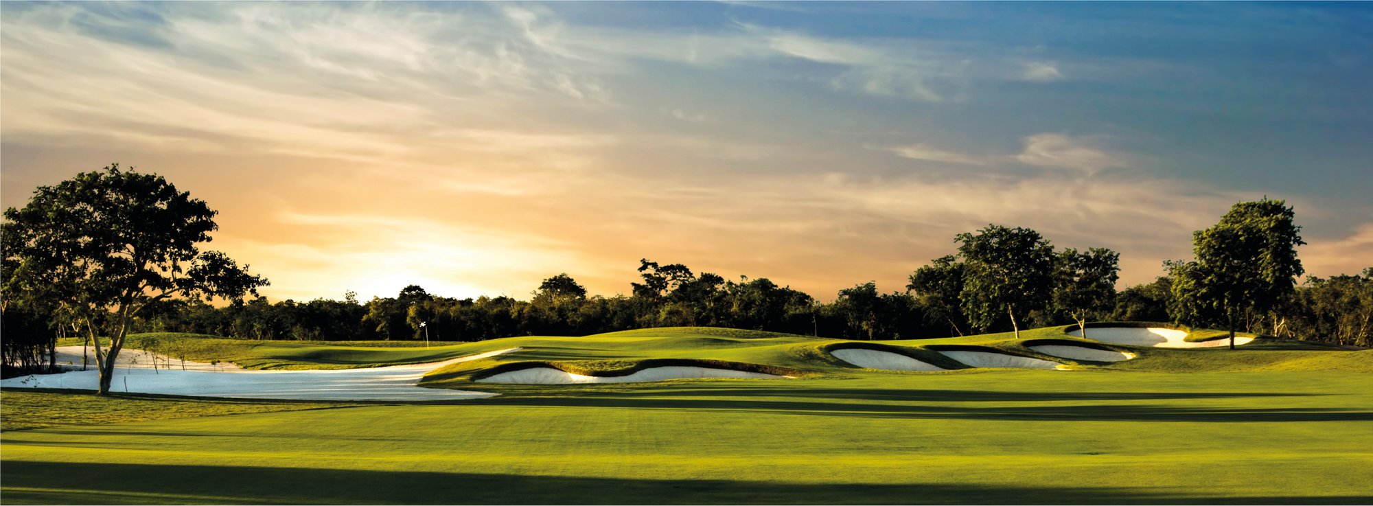 Campo de golf el jaguar. Desarrollo inmobiliario, Yucatan Country Club. 
