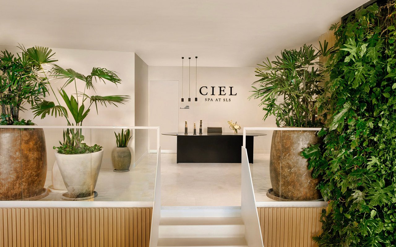 SLS Bahía Beach ciel spa